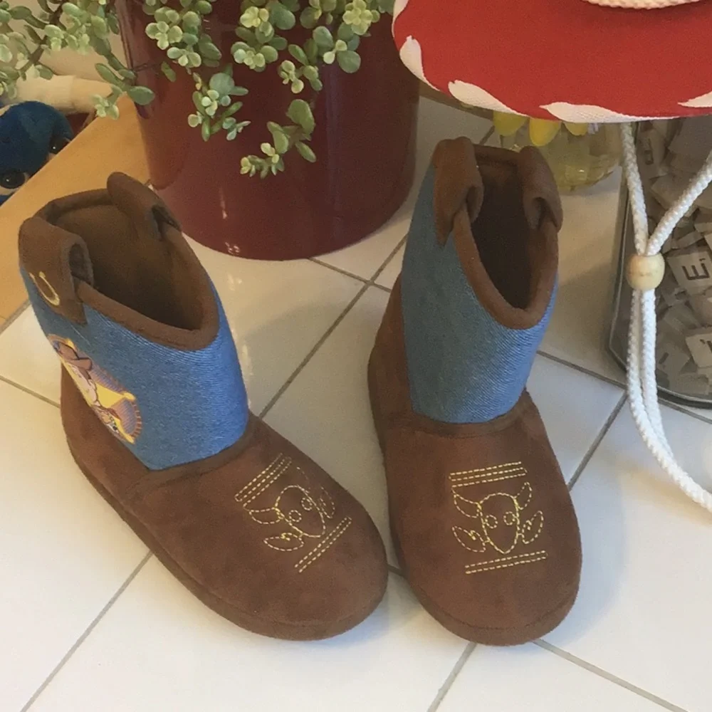 ‘Disney’ Toy Story Woody Toddler Slippers